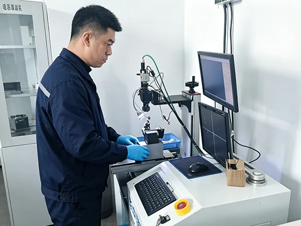 01-davinmed-orthopedic-implant-precision-machining